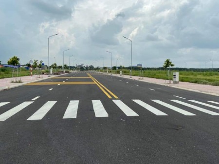 Bán Đất MT Đường Điểu Xiển, Long Bình, Biên Hòa diện tích 100m2.sổ sẵn, giá 900 Triệu