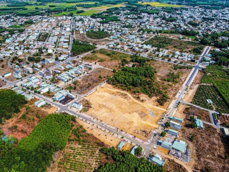Bán Đất Phường Tân Biên, Biên Hòa.Gần BV Thánh Tâm. Sẵn sổ. Thổ Cư 100%. Gía 900