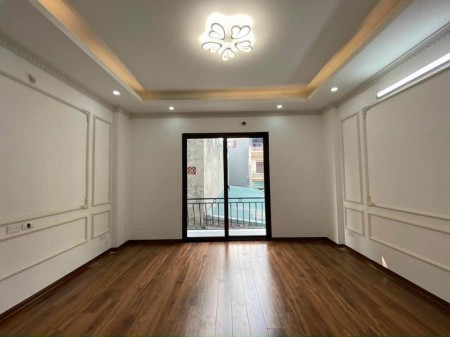 Duy nhất một căn ngõ o tô, Hoàng Mai 40m x 4T giá chỉ 3 tỷ 7 Lh: 0886644228