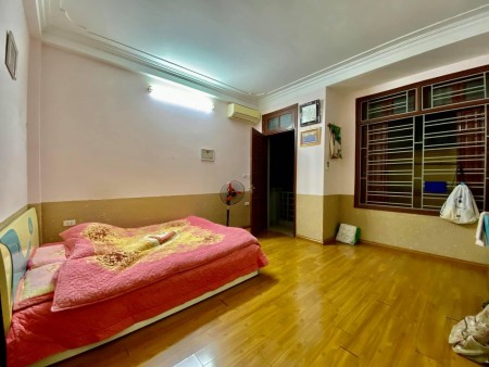 Hàng hiếm khó kiếm Tôn Đức Thằng , thông số vàng 45m2 mặt tiền 4.5m