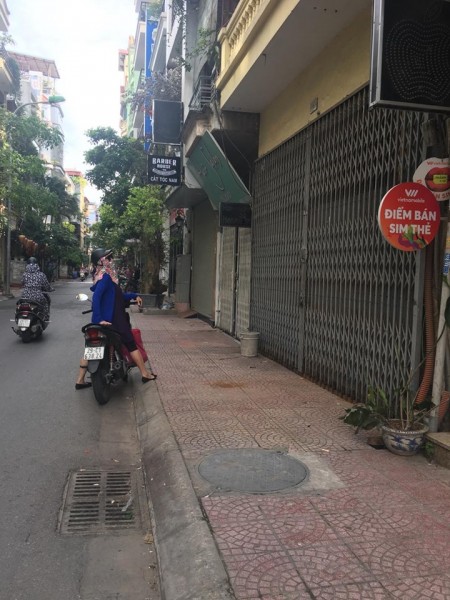 Bán nhà nguyên căn nhà ô tô tránh kinh doanh sầm uất giá hạt rẻ mua nhanh kẻo lỡ
