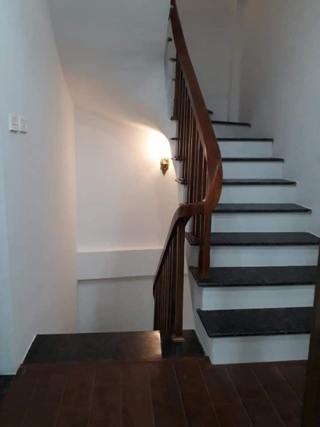 Chính chủ cần bán nhà Triều Khúc nguyên căn đẹp ở ngay, khu dân trí cao, chỉ nhỉnh 2 tỷ
