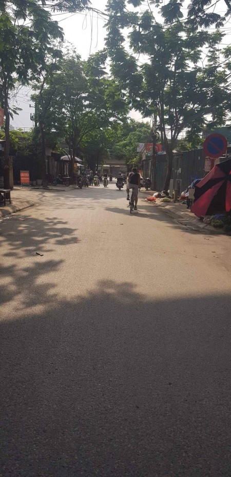 Mảnh Đất duy nhất còn sót lại ở Phú Thượng Tây Hồ 10m ra mặt phố 81m2 giá 5 tỷ