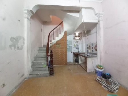 Cần bán nhà ngõ Hòa Bình 7 Minh Khai, Quận Hai Bà Trưng, 4 tầng, giá bán 2.65 tỷ, lhcc