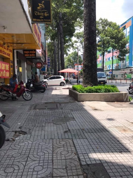 Mặt tiền 5 tầng Ba Tháng Hai P12 Quận 10, Đang có HĐT 70 triệu/tháng trong 5 năm