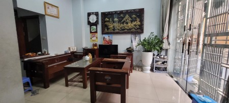 Bán Nhà 4 Tầng Chủ Tự Xây Ô Tô Tránh Vào Nhà Cổ Linh Long Biên