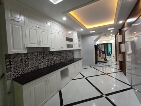 Bán nhà mặt phố Khương Thanh Xuân dt 40m2, 4 tầng, mt 5m giá bnas 5.25 tỷ, vỉa hè ô tô đỗ