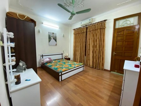 Bán nhà chính chủ Đại Kim, khu an sinh đỉnh, vào ở ngay, diện tích 48m2, giá bán 3.85 tỷ