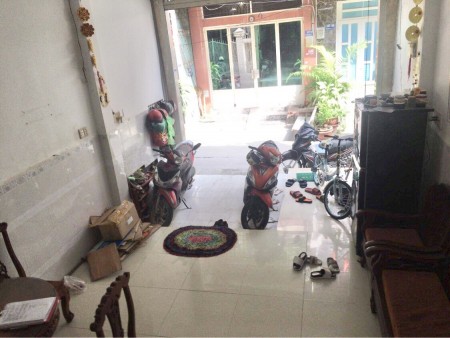 Chuyển nhà mới, bán gấp Cách Mạng Tháng Tám, Tân Bình, rộng 50m2, giá bán nhanh 5 tỷ