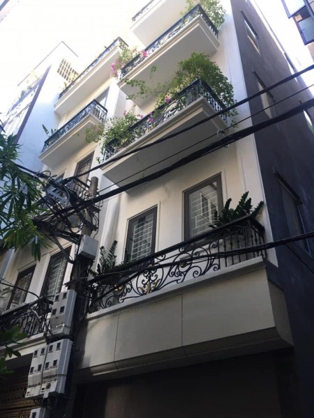 Siêu hiếm phố Chính Kinh, nhà đẹp, ngõ thông tứ tung , view hồ cực thoáng bao giá chỉ 4,73 tỷ