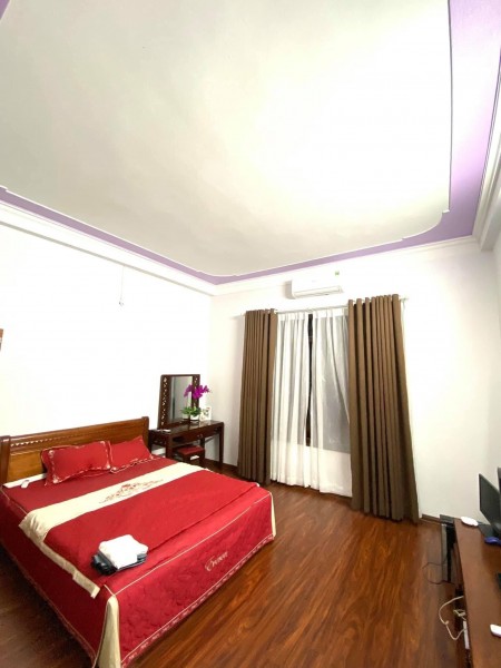 Bán nhà đường Triều Khúc Thanh Xuân, nhà đẹp, chỉ xách vali về ở, liên hệ 0368781929
