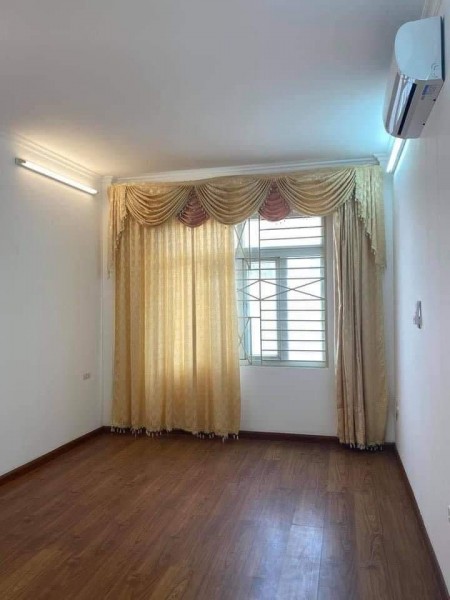 Bán Nhanh Nhà Khương Trung,Thanh Xuân Diện tích 33m2 Mặt tiền 3.5m,Giá 3.3Tỷ, Gần Ngã tư sở