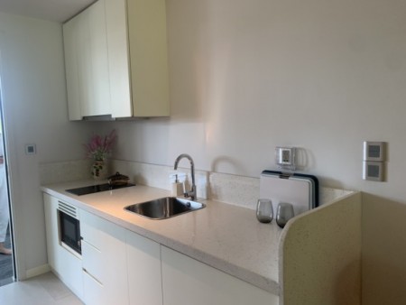 Băn căn hộ nghĩ dưỡng cao cấp view vịnh Hạ Long, tiện ích đủ, chiết khấu cao, bàn giao ngay