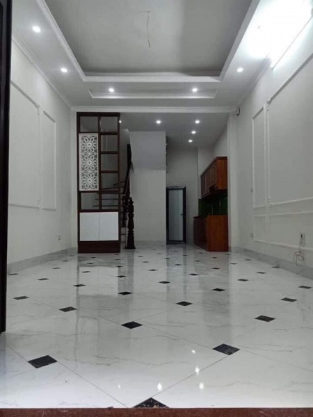 Siêu rẻ Siêu đẹp nhà nguyên căn mới ở ngay 20m ô tô Cự Khối Long Biên chỉ 1.95 tỷ.