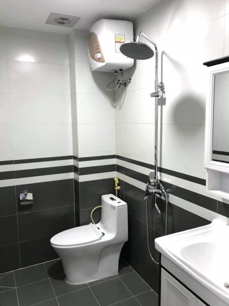 Bán nhà phố Văn La kinh doanh văn phòng mặt phố vỉa hè rộng gần chợ kinh doanh đa dạng
