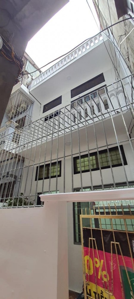 Bán nhà Kiến Hưng, kinh doanh, lô góc, giá bán 3.6 tỷ dt 60m2, giảm sốc, lh: 0977690119