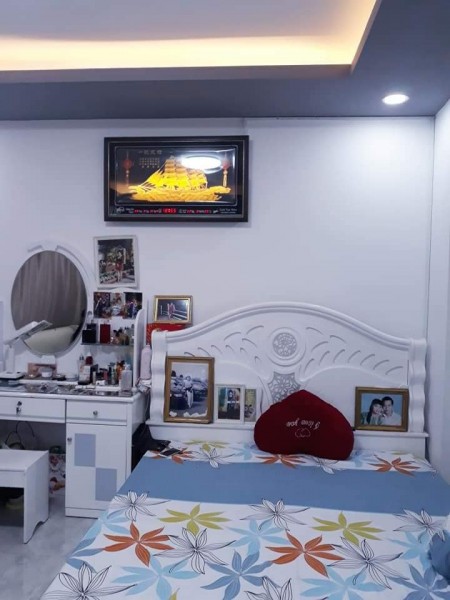 Nhà ngay góc Lê Văn Sỹ và Đặng Văn Ngữ, 46m2, 4 tầng, nhỉnh 6 tỷ