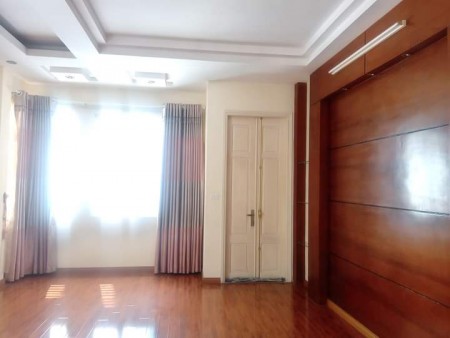 Chính chủ bán nhà Tây Mỗ Nam Từ Liêm, dt 36m2, 5 tầng, mt 4m, giá 2.9 tỷ, ô tô đỗ cửa