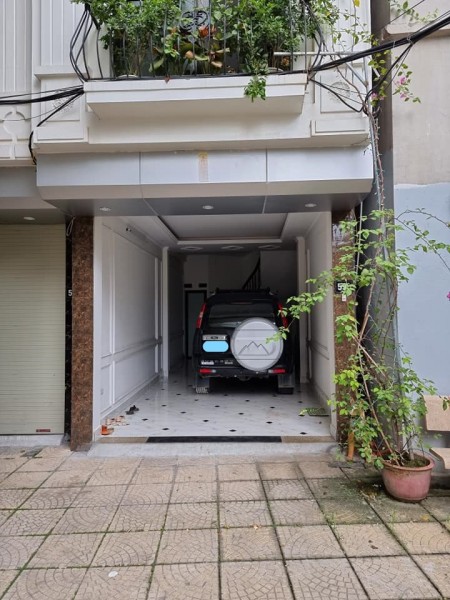 Bán nhà Hồ Tùng Mậu, gara ô tô 7 chỗ ra vào, kinh doanh đỉnh, dt 34m2, 5 tầng, giá nhỉnh 4 tỷ
