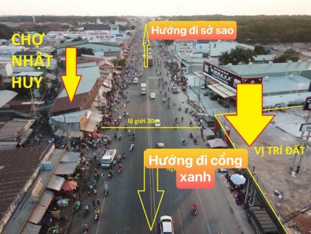 Cần tiền bán gấp lô đất diện tích sử dụng 90m ngay chợ nhật huy sổ hồng riêng, giá 1.3 tỷ