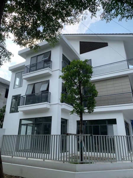 Đi đến slide 8