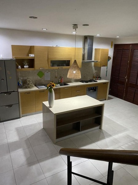 Bán nhà nguyên căn phố Ái Mộ, Quận Long Biên dtsd 65m2, 3 tầng, ô tô tránh giá bán 6 tỷ