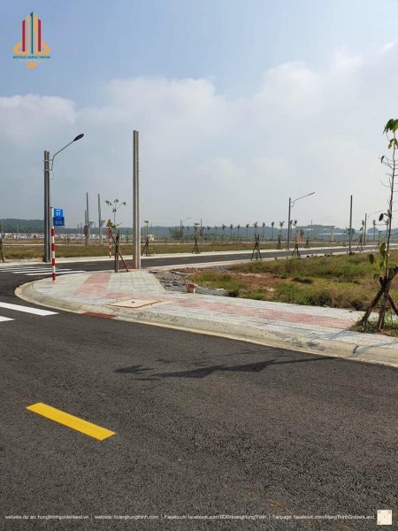 Cần sang nhượng lại lô đất ngay trung tâm hành chính, diện tích 100m2, lh 0377881098