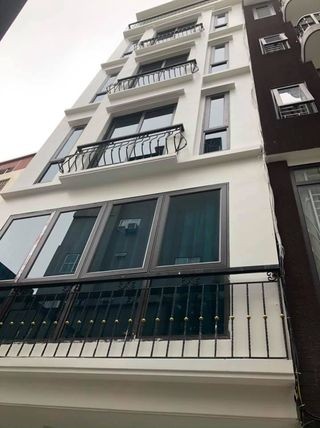Bán nhà mặt phố Quận Cầu Giấy dt 90m2, 6 tầng giá chỉ 12.5 tỷ, kinh doanh tốt, lh 0987862680.