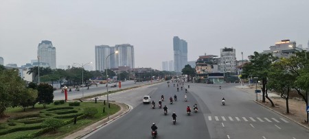 Bán nhà Mễ Trì, ga ra ô tô, sổ phân lô, giá 4.x tỷ (x mầm non), sổ vuông phân lô, sẵn sang tên