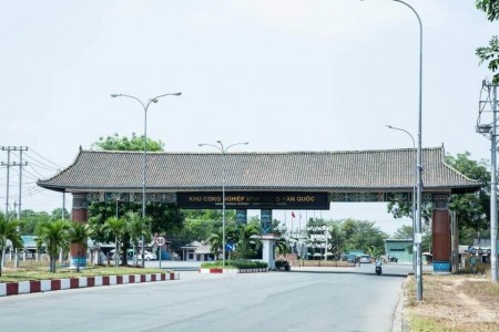 Đất nền gần khu công nghiệp sổ sẵn giá bán tốt hơn 600 triệu, liên hệ 0973675139