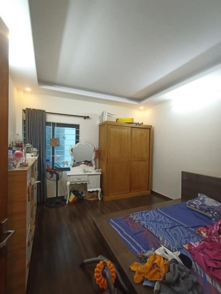 Bán nhà Mậu Lương, Quận Hà Đông bán gấp nhỉnh 2 tỷ dtsd 40m2, cực đẹp an sinh đỉnh