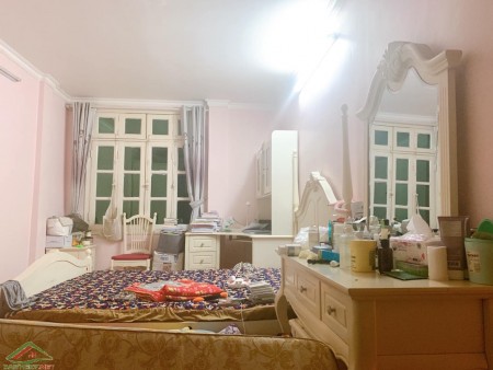 Bán nhà Tân Mai, Hoàng Mai, 41m2 x 4T, DT rộng, 4 ngủ, giá nhỉnh 3 tỷ. LH 0966456918.