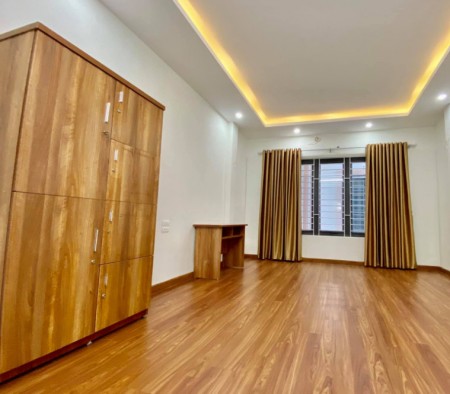 Bán nhà Mỹ Đình, tặng nội thất lô góc dt 60m2, 4 tầng mt 4.1m giá chỉ 4 tỷ hơn, lh 0966396381