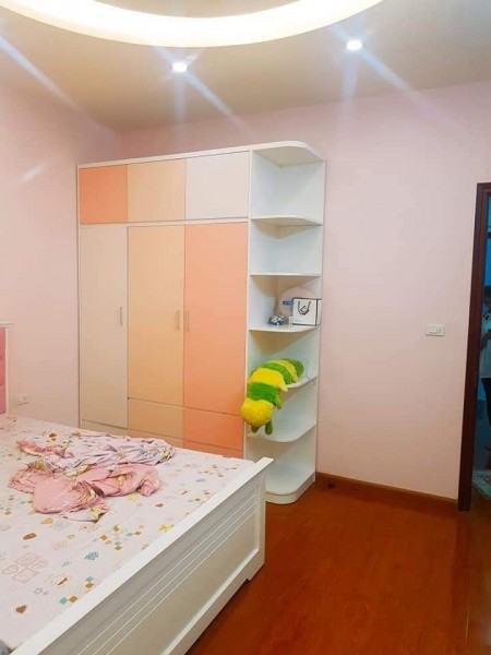 Bán Nhà, Mặt Ngõ Nguyễn Trãi Quận Thanh Xuân, Kinh Doanh Sầm Uất, Ngõ Thông Ô Tô Tránh,