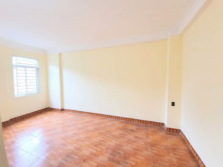 Bán nhà nguyên căn Thanh Liệt, diện tích 35m2, đúc 5 tầng, giá 2.9 tỷ, khu an sinh đỉnh