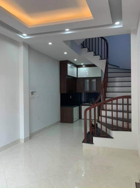 Bán gấp nhà Văn Quán Hà Đông, khu an sinh cực đỉnh, ở ngay, dtsd 35m2, giá 2.75 tỷ