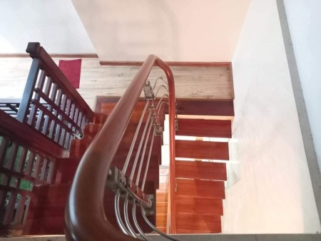 Bán nhà Cát Linh, lô góc, ba gác quay đầu, vào ở luôn, diện tích 46m2 5 tầng giá bán 3.9 tỷ