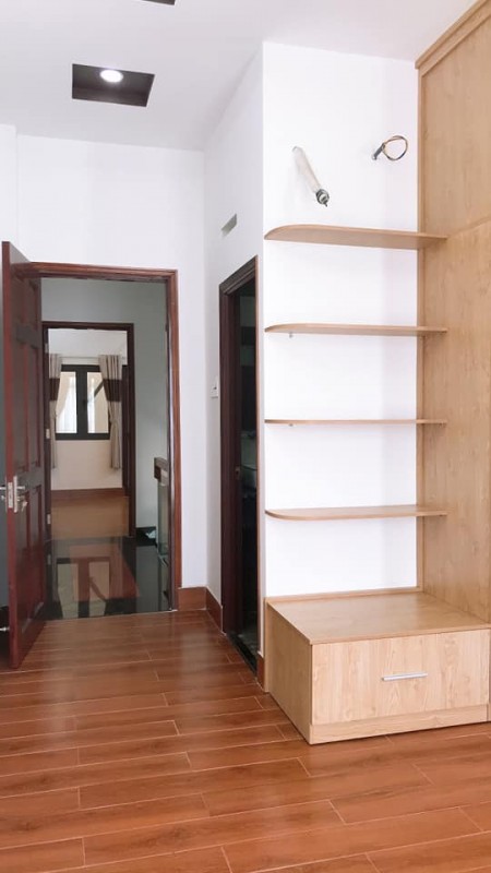 Siêu phẩm nhà mới Hoàng Hoa Thám, thiết kế đỉnh ngay sát mặt tiền DT 60m2, CHỈ hơn 8 TỶ