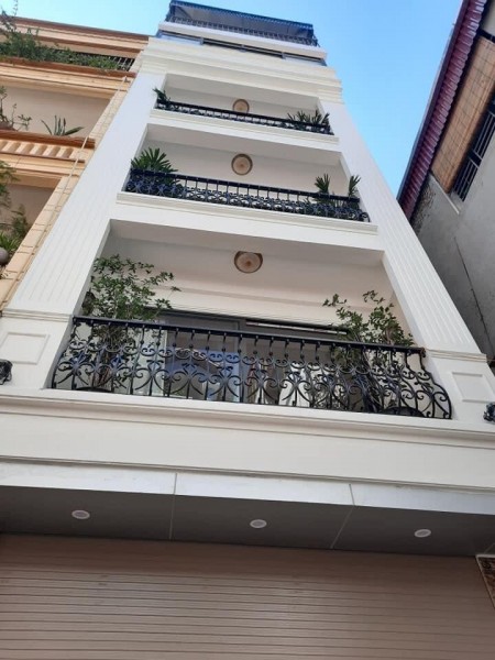 Căn Duy Nhất Phố Nghĩa Đô, Cầu Giấy chỉ 5 tỷ nhà đẹp 5 tầng, 2 mặt ngõ ô tô, tặng hết nội thất