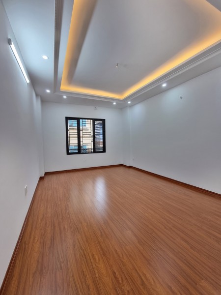 Bán nhà Khương Trung, Thanh Xuân, nhà đẹp, phân lô, dt 33m2 4 tầng, giá nhỉnh 3 tỷ