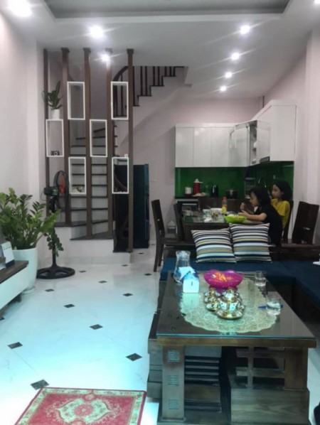 Bán nhà Phương Canh, gần ô tô tặng nội thất dt 35m2, 5 tầng mặt tiền rộng giá bán 3.15 tỷ