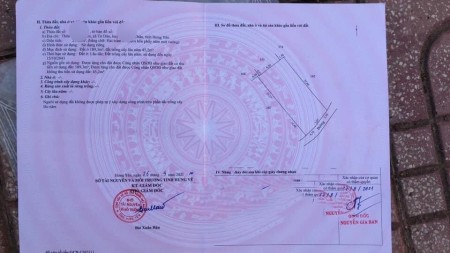 Bán nhà Mạn Xuyên - Tứ Dân Khoái Châu diện tích sử dụng 234m2, mt 10m2 chỉ hơn 1 tỷ