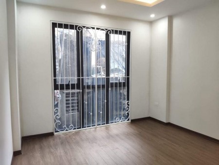 /Chính chủ bán nhà nguyên căn mặt tiền Trần Quang Diện, sổ sẵn, giá bán nhỉnh 4 tỷ