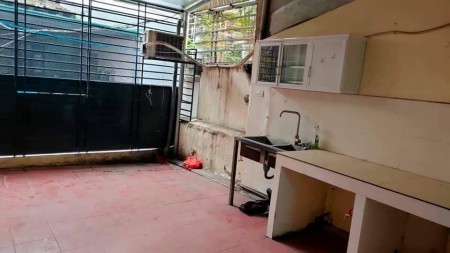 Bán nhà Yên Lãng, Ngõ ô tô giá bán 5.6 tỷ, Đống Đa, Hà Nội liên hệ chính chủ 0352522130