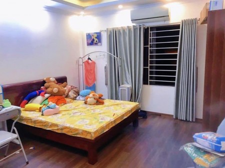 Bán nhà giá rẻ hiếm thấy, Ngõ 155 Cầu giấy, ngõ rộng thông thoáng dt 48m2 bán chỉ 4 tỷ hơn