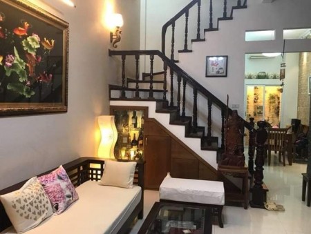 Bán gấp nhà Đa Sỹ Hà Đông, full nội thất nhập khẩu, ở ngay, diện tích 38m2, giá bán 2.8 tỷ