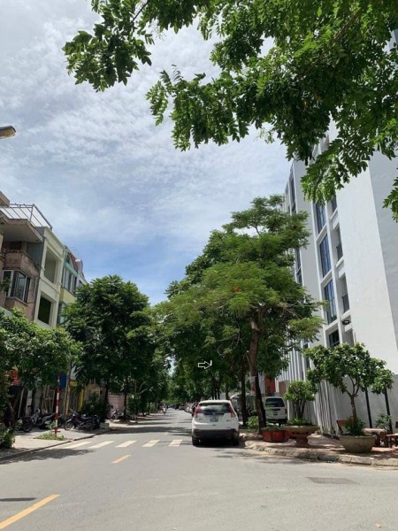 Bán nhà khu đô thị Văn Phú, nhà liền kề cực hiếm, diện tích sử dụng 77m2, giá bán 7,55 tỷ