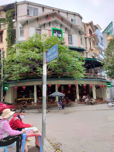Mặt phố Hai Bà Trưng, mặt tiền 12m, giá thuê 0 đồng mùa dịch, đẳng cấp kinh doanh Hoàn Kiếm