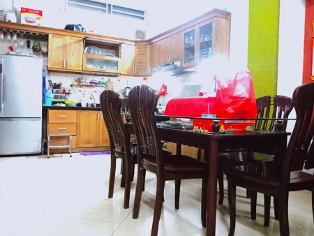 Nhà Thuỵ Khuê đúc bê tông 4 tầng 5.5m mặt tiền giá bán 5.45 tỷ Quận Tây Hồ