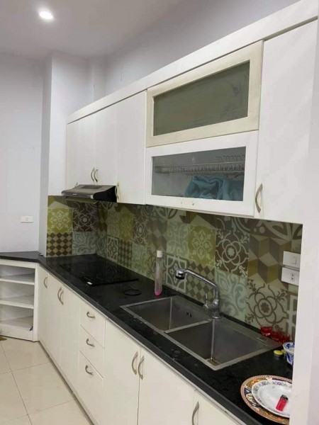 Nhà đẹp Lâm Du, vị trí đắc địa, nguyên căn 5 tầng, diện tích lớn, giá bán 3.5 tỷ sổ sẵn